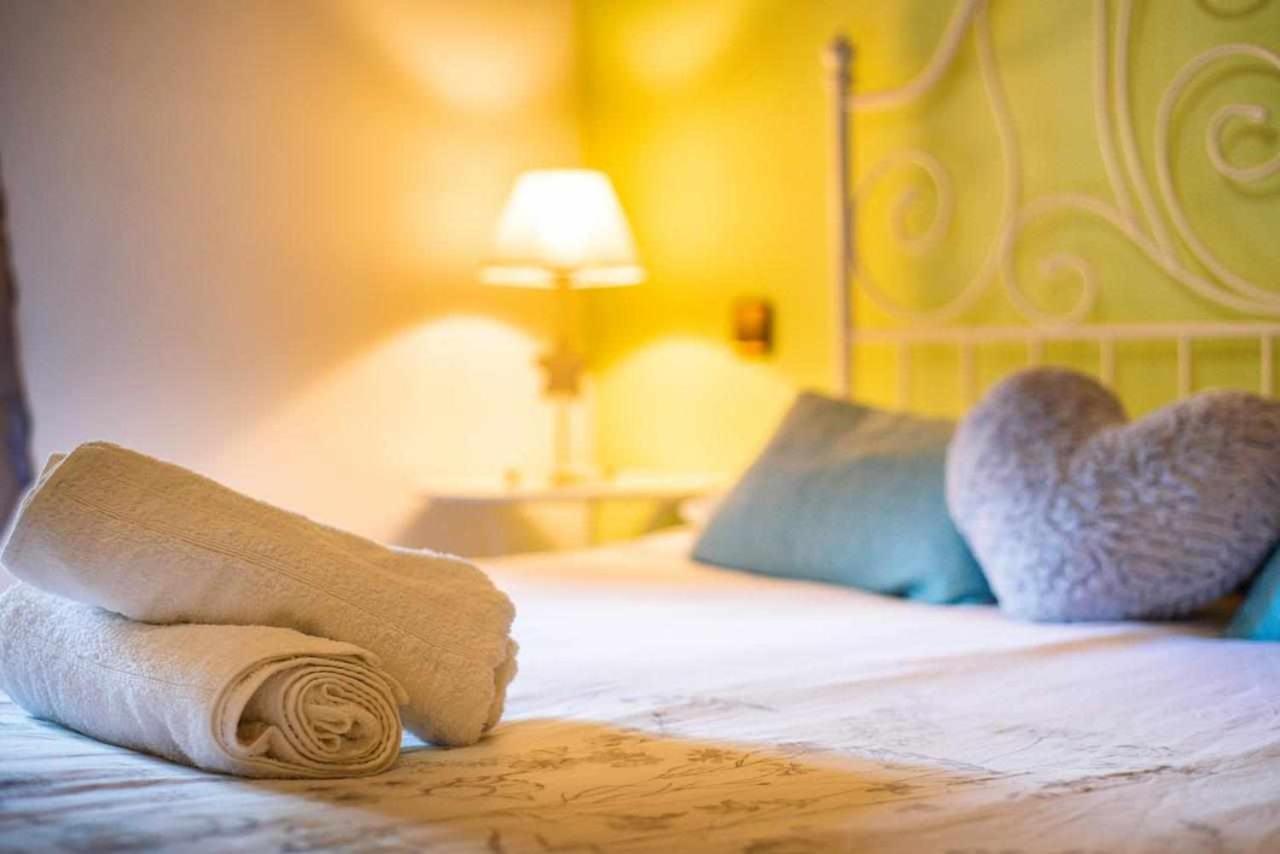 Casa Rural La Carrozal Senda Del Oso Orelleiru Eksteriør bilde